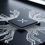 Placa de circuito negro mate con logo X en el chip